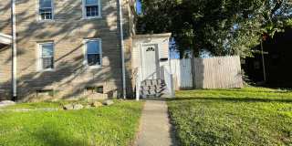 Newly Renovated 3 Bed, 1.5 Bath in Fairview! Gallery 1