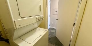 Pike Lofts Condominium ~ Capitol Hill Gallery 16