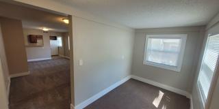 2 Bedroom, 2 Bathroom Home with large garage! Gallery 18