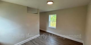 710 1/2 Cypress Ave Gallery 17