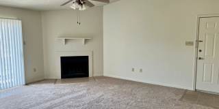 Spacious 2 BR with great location near LSU and downtown Baton Rouge Gallery 1