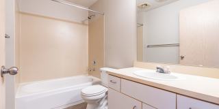 1800 Eastlake Apts (Scenic) Gallery 18
