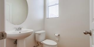 Available Now! Tri-Level 3 Bedroom 3.5 Bath Townhome!! Gallery 29