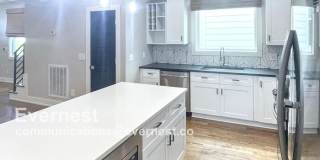 2116 Courtney Avenue Gallery 3