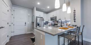 Lenox 7th Gallery 15