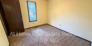 522 E Washita Gallery 8