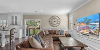 Modern Colonial Single-Family Home Gallery 11