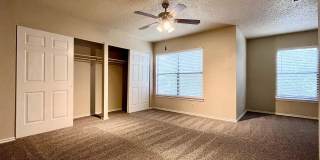 Bright and Inviting 2-Story home, conveniently located near to Randolph AFB and SAMMC! Gallery 30