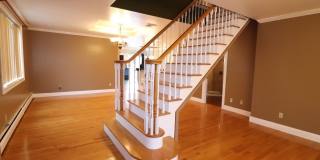 484 Walnut St Gallery 6