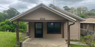 2 Bed 1 Bath Cottage Gallery 1