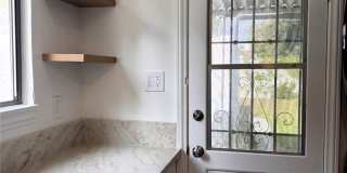 5648 Beck Gallery 10