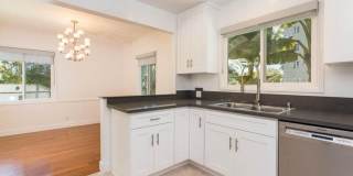 1204 N Crescent Heights Blvd Gallery 9