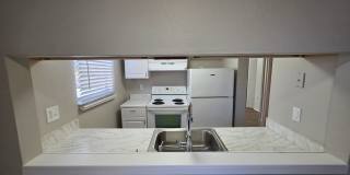 ** HALF OFF 1ST MONTH'S RENT WITH 13 MONTH LEASE ** Gallery 4