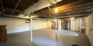 25 W Broadway Street Gallery 17