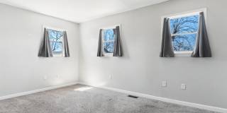 1906 Vine Street Gallery 14