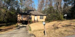 3 bedroom 1 bathroom home in Colonial Hills Gallery 1