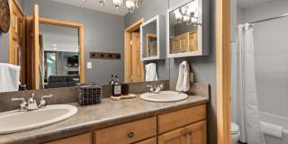 135 Carriage Way Gallery 6
