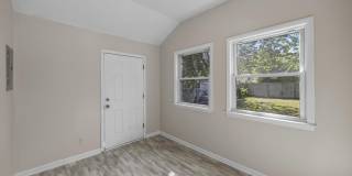 121 Osborne Ave Gallery 16