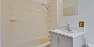 Lovely 3 Bedroom 2 Bath Home In Prime Santa Clara - This is a must see & Available Now! Gallery 26