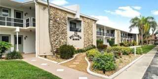 708 Victoria Drive unit: 206 Gallery 1