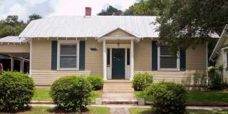 Hassle-Free Move-In — No Deposit + First Month Free! Three Bedroom Home Near Daffin Park Gallery 1