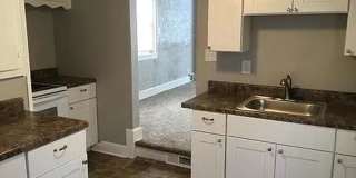 3 Bedroom Single House Available for 8/1 Gallery 3