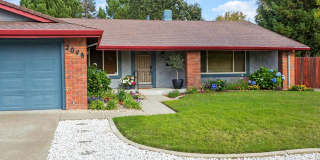 Comfortable Single-Story Home in Established Livermore Neighborhood Comfortable Single-Story Home in Established Livermore Neighborhood Gallery 1
