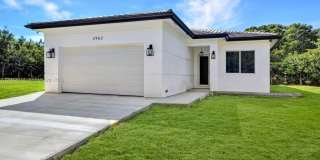 2962 NW 10th Ct Gallery 6