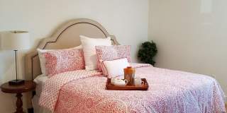 Woodley Sara Gallery 13