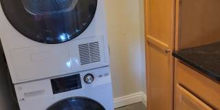 Sunny, newly remodeled 3 bed + office/2.5 bath in Applewood townhomes close to NOBO! Gallery 10