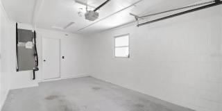 1028 LILLIAN STREET Gallery 24