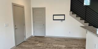 5300 Samuel Huston Avenue Gallery 17