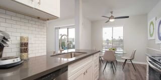 Los Robles Apartments Gallery 46