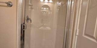 An Amazing NW Home! Over 3300 sq ft w/ pool & spa! Must see! Gallery 17