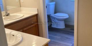 2921 West Creek Lane Gallery 20