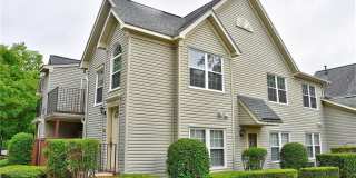 2393 London Pointe Drive Gallery 1