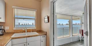 100 Shore Court Gallery 20