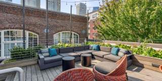 Alley South Lake Union Gallery 19