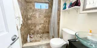 Modern 4-Bedroom on Sachem St — In-Unit Laundry • Updated Kitchen • Prime Mission Hill Gallery 7