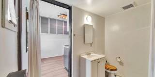 2441 3rd Street Gallery 15