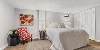 111 W Southern Avenue Gallery 12