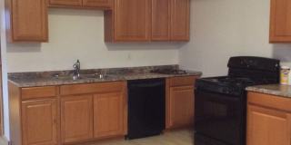Downtown York Living at its Best! 1 Bedroom/1 Bath, Top Level Apartment, Laundry-Open Concept Gallery 5