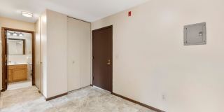 Shamrock Court Gallery 18
