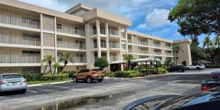 3151 S Palm Aire Drive unit: 405 Gallery 1