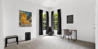 300 KILLARNEY DRIVE Gallery 22