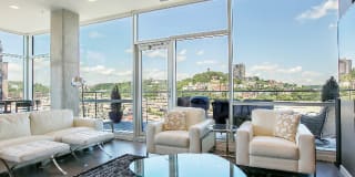 Seven at Broadway Gallery 31