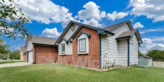 6514 W Briarwood Ave Gallery 3
