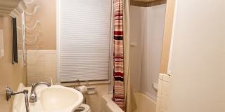3 BR, 2 BA, 2 car garage Webster Groves Home in Saint Louis Gallery 24