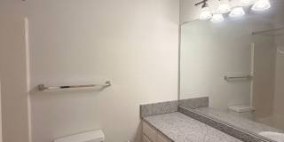 2 Bedroom 2 Bathroom Available in July! Gallery 4