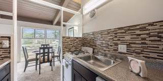 Belcrest Plaza Gallery 33